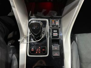 Mitsubishi Eclipse Cross 2.4 PHEV Kaiteki Auto 4WD - Foto 22