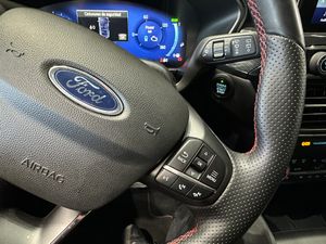 Ford Kuga ST-Line X 2.5 Duratec FHEV Auto - Foto 18