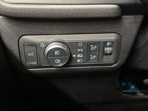 Ford Kuga ST-Line X 2.5 Duratec FHEV Auto - Foto 19