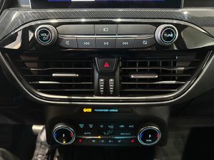 Ford Kuga ST-Line X 2.5 Duratec FHEV Auto - Foto 24