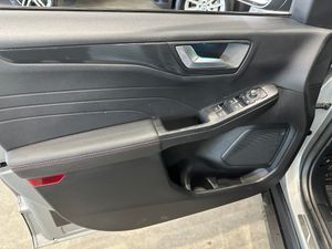 Ford Kuga ST-Line X 2.5 Duratec FHEV Auto - Foto 14