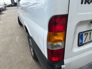 Ford Tourneo Custom 2.0TDCI 100CV - Foto 21