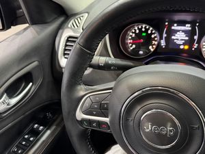 Jeep Compass Limited 1.4 MultiAir 103 kW (140 CV) 4x2 - Foto 17