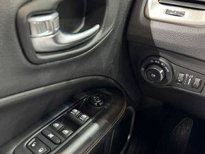 Jeep Compass Limited 1.4 MultiAir 103 kW (140 CV) 4x2 - Foto 19