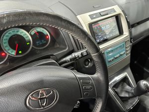 Toyota Corolla Verso 2.2 D  136 CV - Foto 21