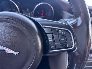 Jaguar XF 2.0D 180CV AUTO PRESTIGE - Foto 12