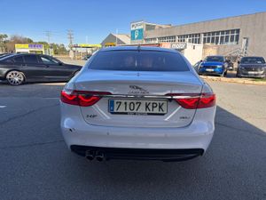 Jaguar XF 2.0D 180CV AUTO PRESTIGE - Foto 6