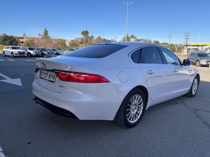 Jaguar XF 2.0D 180CV AUTO PRESTIGE - Foto 5