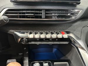 Peugeot 3008 Hybrid 1.6HYBRID 225CV ALLURE PACK - Foto 18