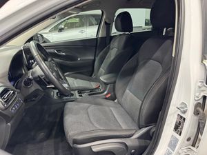 Hyundai i30 1.0T-GDI 120CV CREATIVE AUTOMATICO FAMILIAR - Foto 9