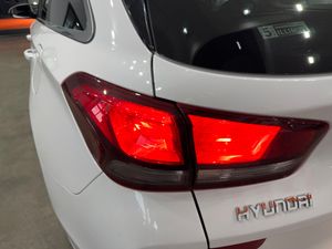 Hyundai i30 1.0T-GDI 120CV CREATIVE AUTOMATICO FAMILIAR - Foto 21