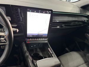 Renault Austral 1.3MHEV 160CV SPIRIT ALPINE - Foto 16