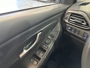 Hyundai i30 1.0T-GDI 120CV CREATIVE AUTOMATICO BERLINA - Foto 19