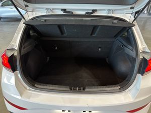 Hyundai i30 1.0T-GDI 120CV CREATIVE AUTOMATICO BERLINA - Foto 8