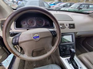 Volvo XC90 2.4d 185 CV - Foto 9