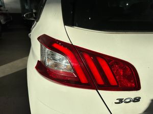 Peugeot 308 1.2  130 CV  ALLURE - Foto 21