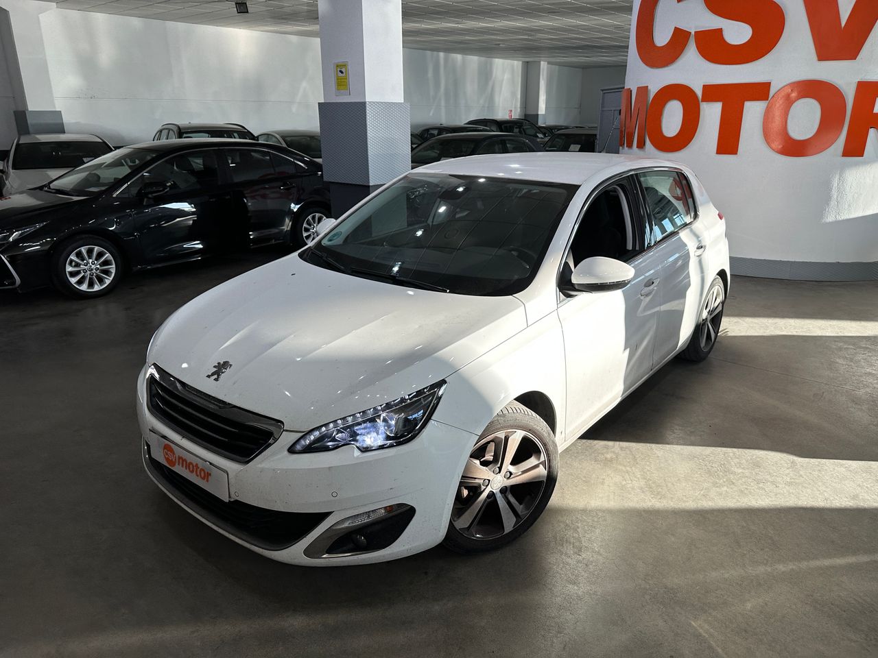 Peugeot 308 1.2  130 CV  ALLURE - Foto 1