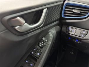 Hyundai IONIQ 1.6HEV 136CV KLASS DCT - Foto 18