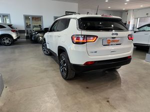 Jeep Compass 1.3PHEV 190CV 4XE LIMITED - Foto 8