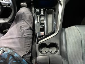 Peugeot 3008 Hybrid 1.6HYBRID 225CV ALLURE PACK - Foto 19