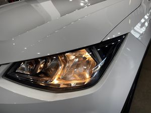 Seat Arona 1.6 TDI 95CV STYLE ECOMOTIVE SUV - Foto 21