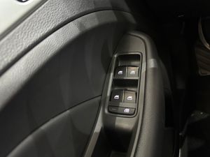 MG ZS EV LUXURY 143CV SUV - Foto 19