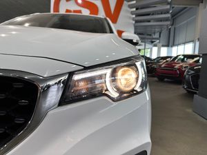 MG ZS EV LUXURY 143CV SUV - Foto 29