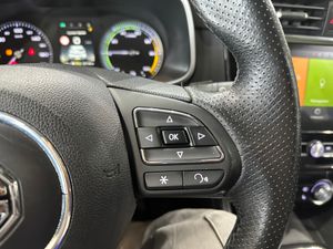 MG ZS EV LUXURY 143CV SUV - Foto 13