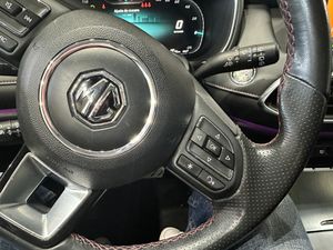 MG eHS 1.5T GDI 258CV PHEV LUXURY SUV - Foto 18