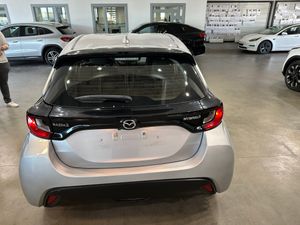 Mazda 2 1.5CVT 116CV CENTRELINE - Foto 8