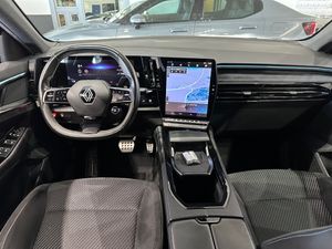 Renault Austral 1.3MHEV 160CV SPIRIT ALPINE - Foto 9