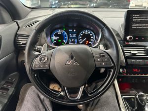 Mitsubishi Eclipse Cross 2.4PHEV 188CV KAITEKI 4WD - Foto 13