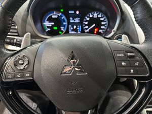 Mitsubishi Eclipse Cross 2.4PHEV 188CV KAITEKI 4WD - Foto 14