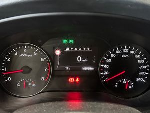 Kia Sportage 1,6 5P 132CV - Foto 19