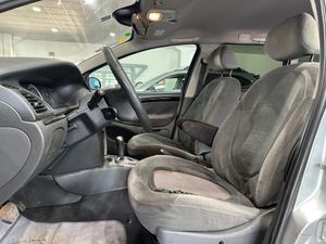Citroën C5 BREACK 2,2 HDI 136CV AUT - Foto 9