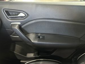 Renault Captur 1.6PHEV 160CV TECHNO - Foto 14