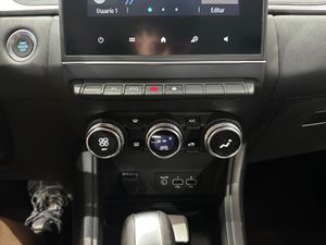 Renault Captur 1.6PHEV 160CV TECHNO - Foto 18