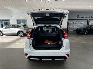 Mitsubishi Eclipse Cross 2.4PHEV 188CV KAITEKI 4WD - Foto 8