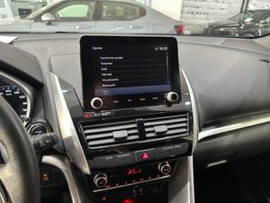 Mitsubishi Eclipse Cross 2.4PHEV 188CV KAITEKI 4WD - Foto 13