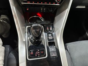 Mitsubishi Eclipse Cross 2.4PHEV 188CV KAITEKI 4WD - Foto 15