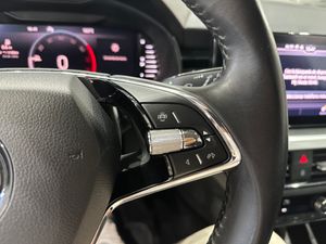 Skoda Kamiq 1.0TSI 110CV SELECTION - Foto 14