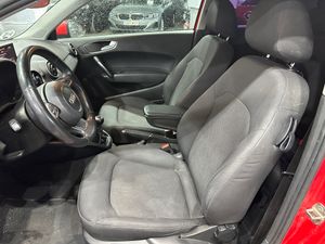 Audi A1 1,6 TDI 3P 90CV - Foto 9