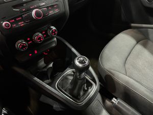 Audi A1 1,6 TDI 3P 90CV - Foto 17