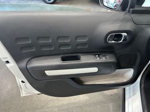 Citroën C3 BlueHDi 100 S&S Live Pack - Foto 20