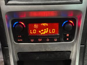 Peugeot 307 SW Pack 1.6 HDI 90 - Foto 21