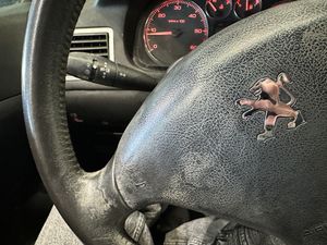 Peugeot 307 SW Pack 1.6 HDI 90 - Foto 17