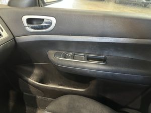 Peugeot 307 SW Pack 1.6 HDI 90 - Foto 15