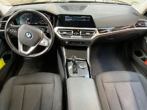 BMW Serie 3 330E 292CV FAMILIAR ADVANTAGE - Foto 4