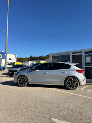 Ford Focus Berlina ST-Line X 1.0 EcoBoost 92 kW (125 CV) - Foto 6