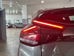 Citroën C4 BlueHDi 130 EAT8 Feel Pack - Foto 20